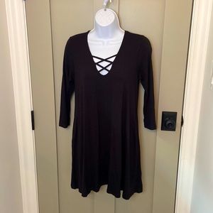 Ava Sky black Jersey swing dress/tunic with sleeves.